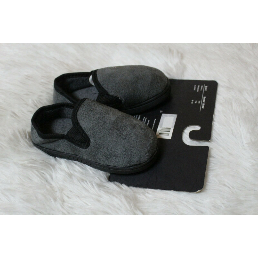 Sky Sole Fleece Slippers for Boys, Soft, Black/Grey Solid,  Size Small 5-6